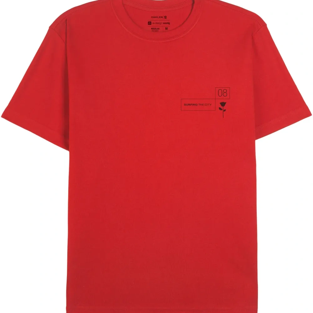 Футболка с логотипом