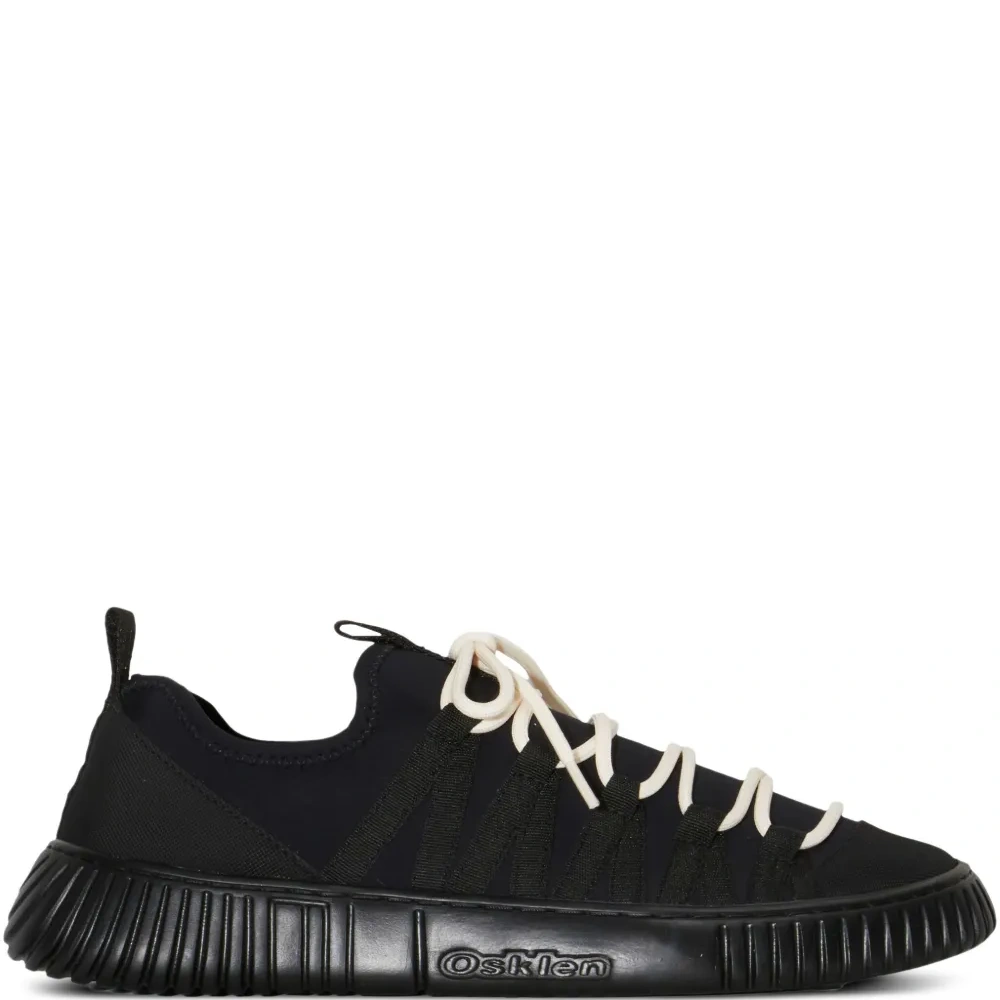 Кожаные кроссовки