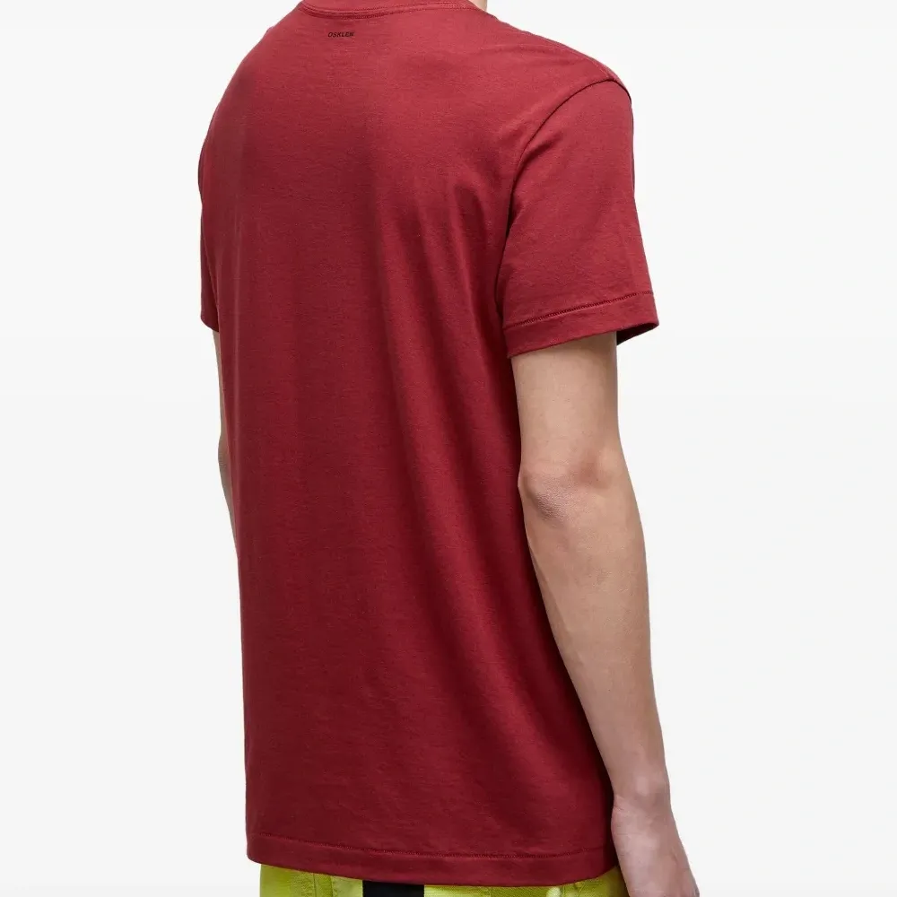 Футболка с круглым вырезом Футболка с круглым вырезом