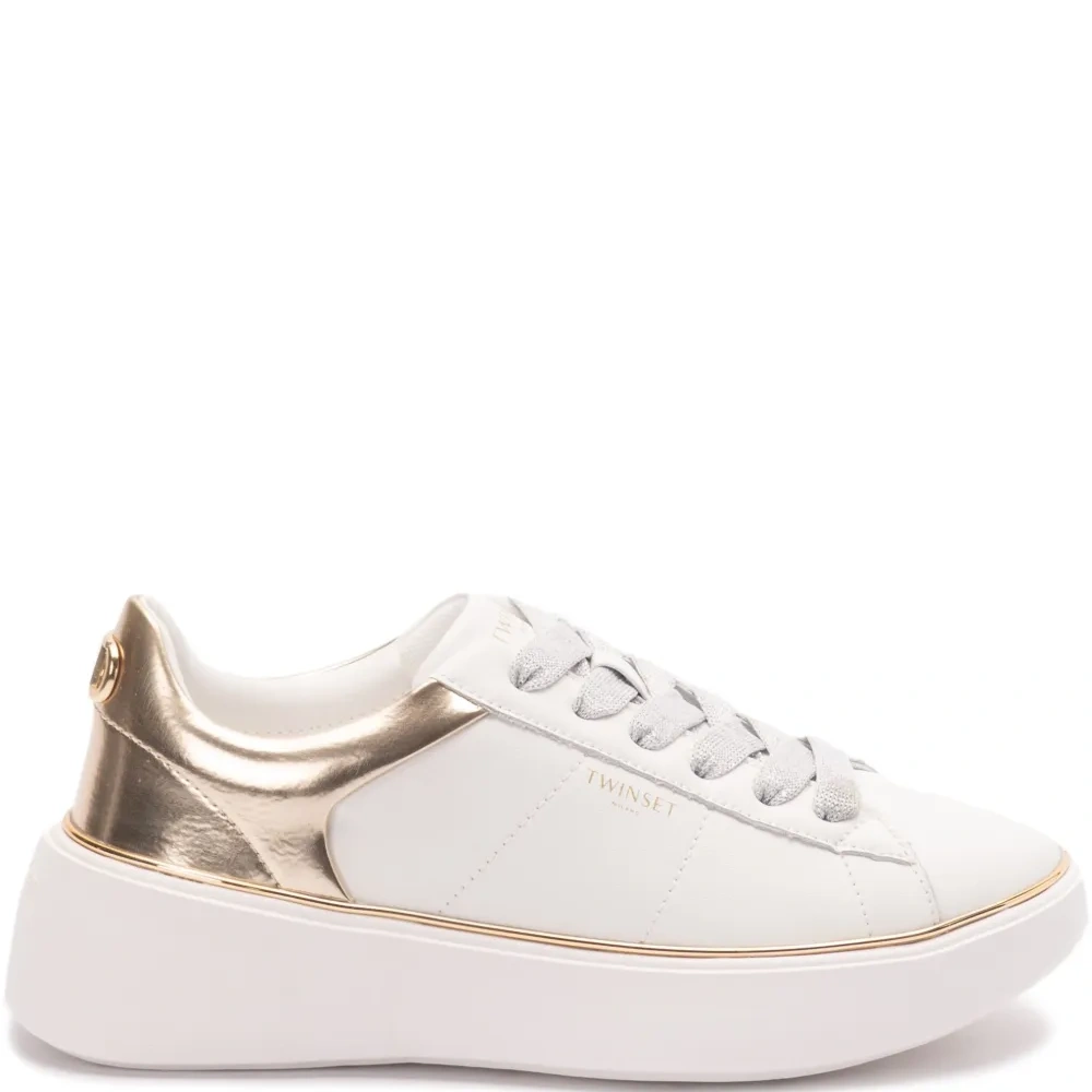 Кожаные кроссовки