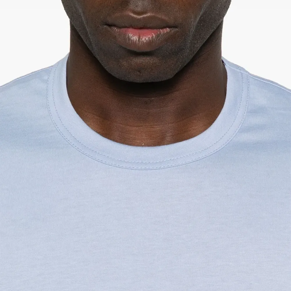 Футболка с логотипом