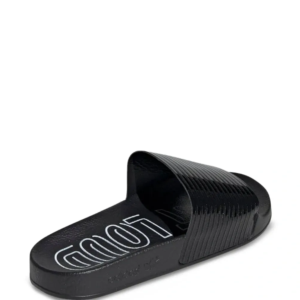 Шлепанцы Adilette