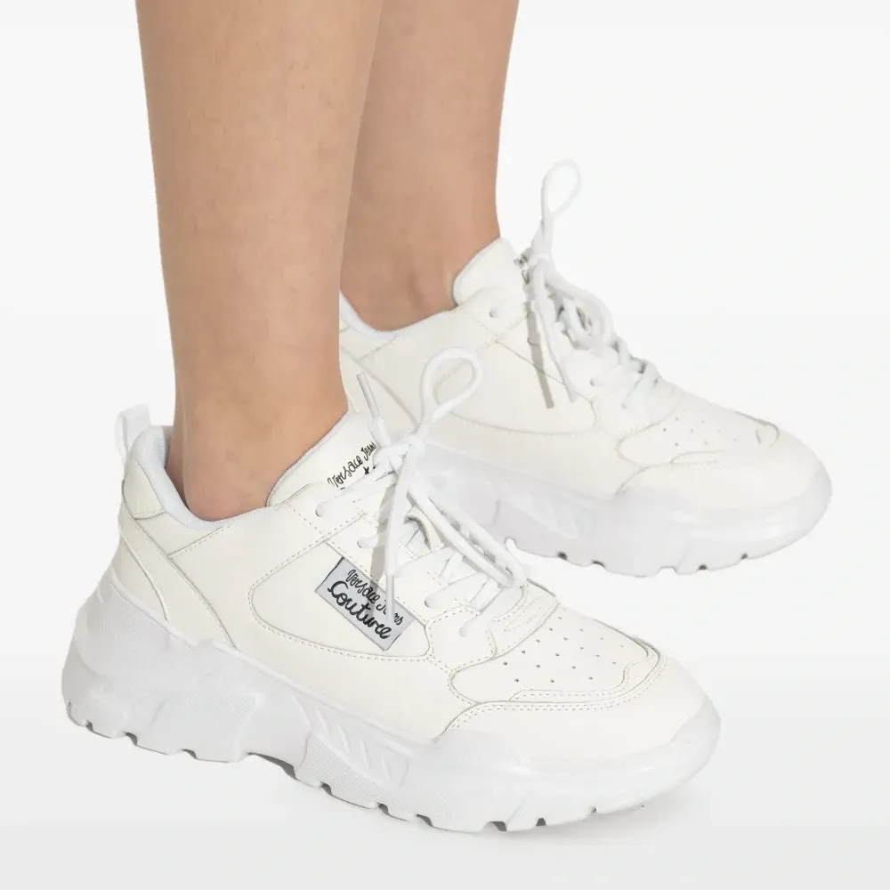 Кеды с нашивкой-логотипом Кеды с нашивкой-логотипом