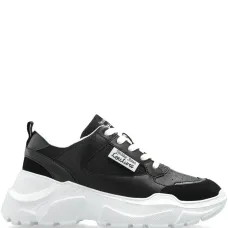 Кеды с нашивкой-логотипом