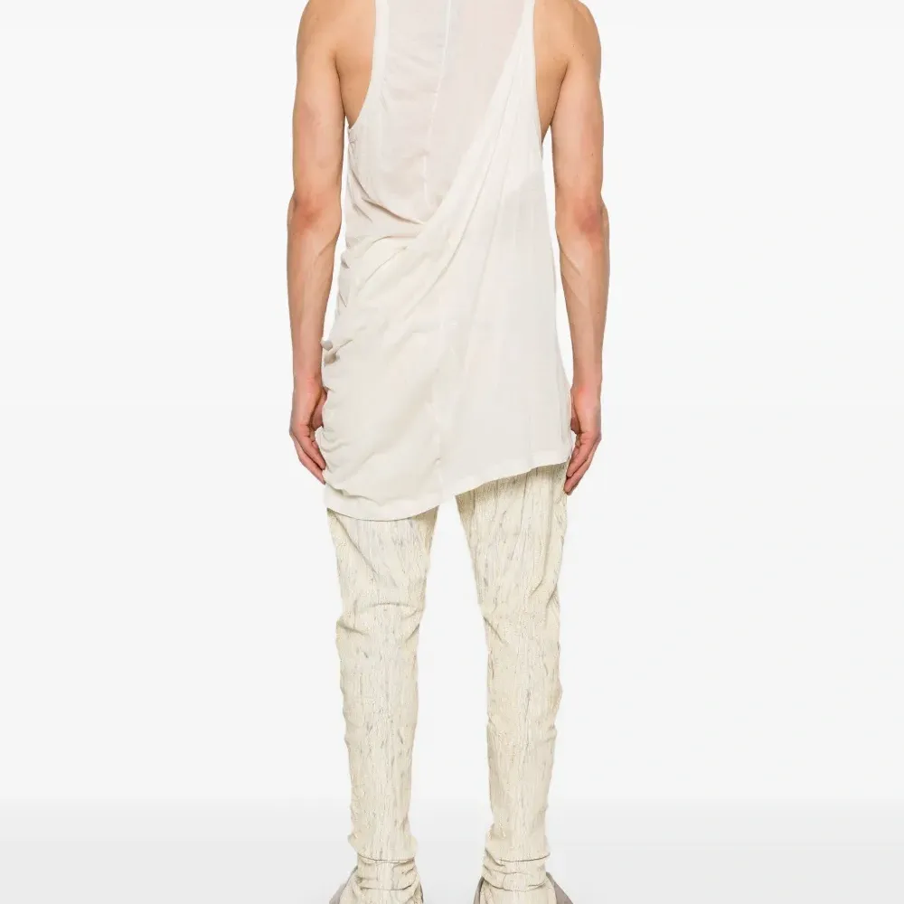 Топ Anthem без рукавов