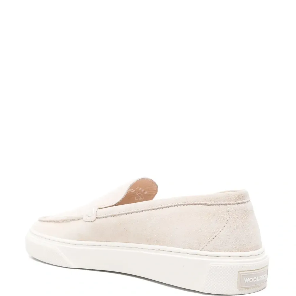 Замшевые лоферы