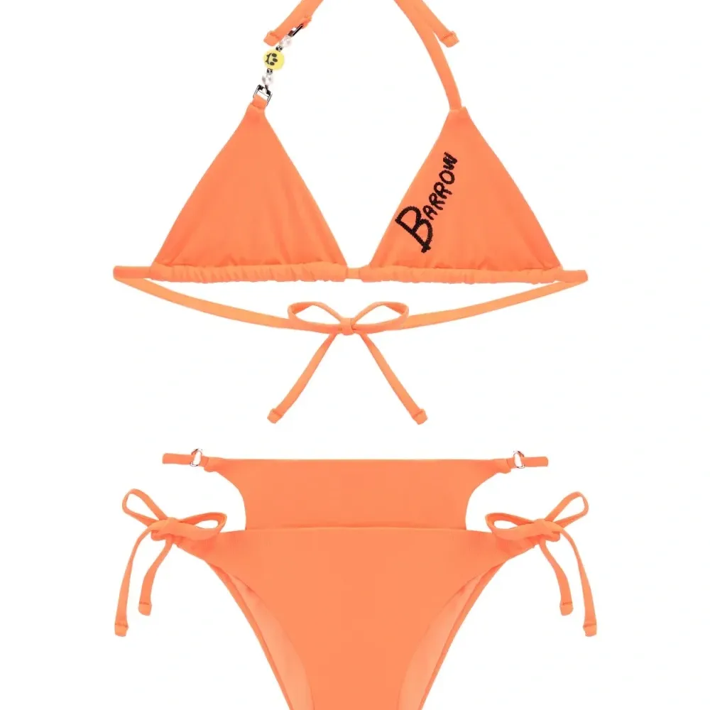 Бикини с логотипом