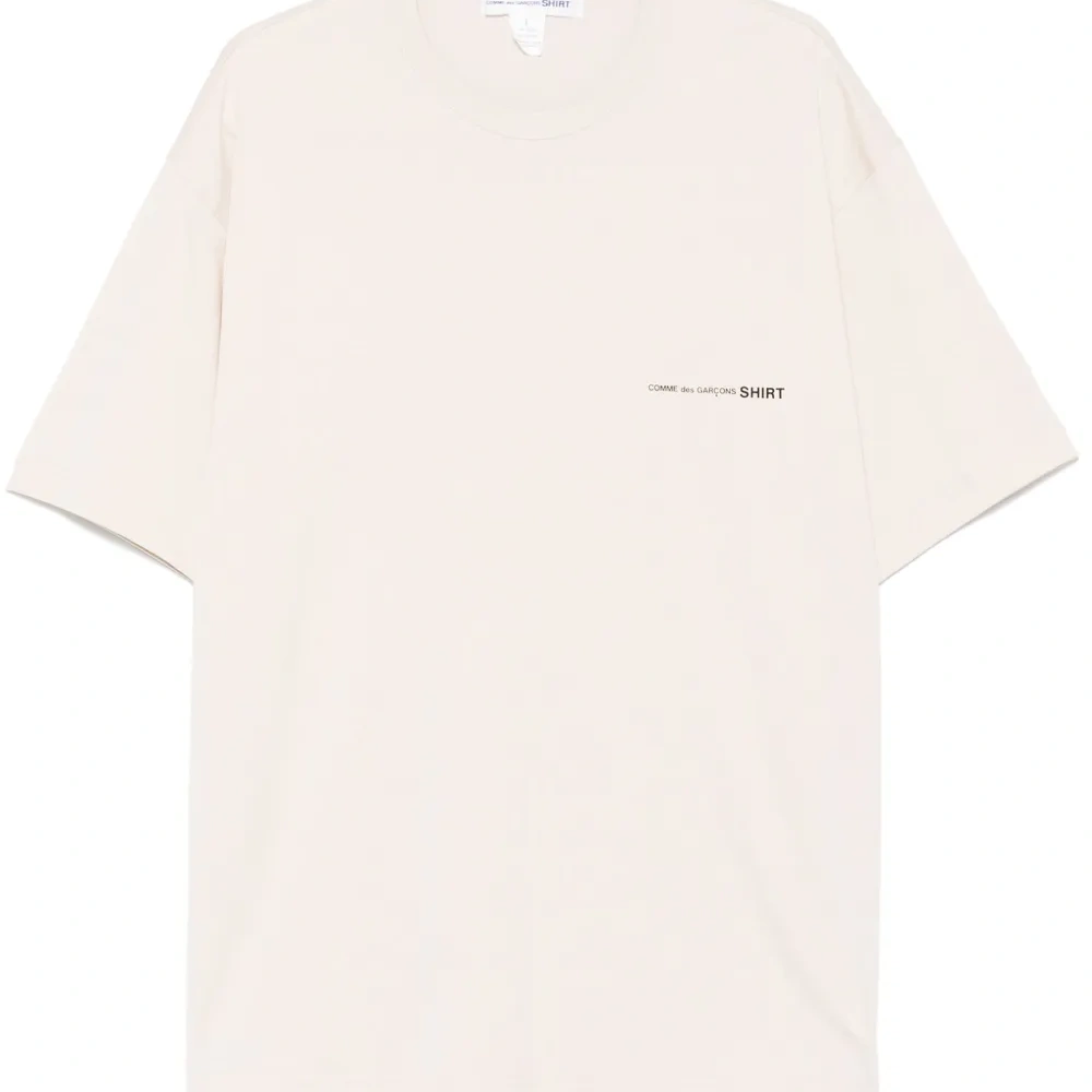 Футболка с логотипом