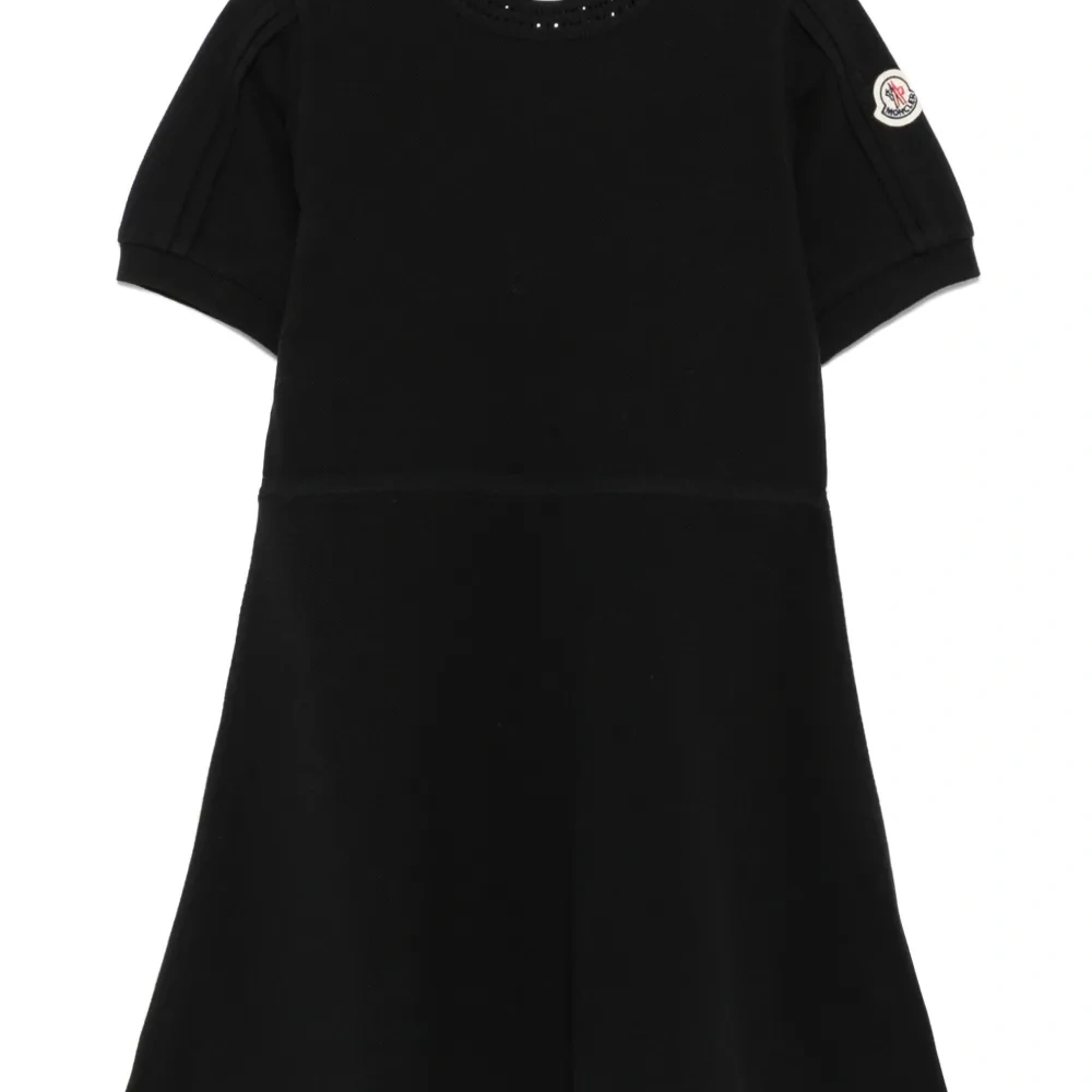 Платье из ткани пике