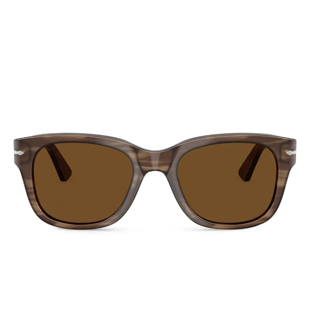 Солнцезащитные очки в квадратной оправе