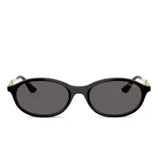 солнцезащитные очки в овальной оправе