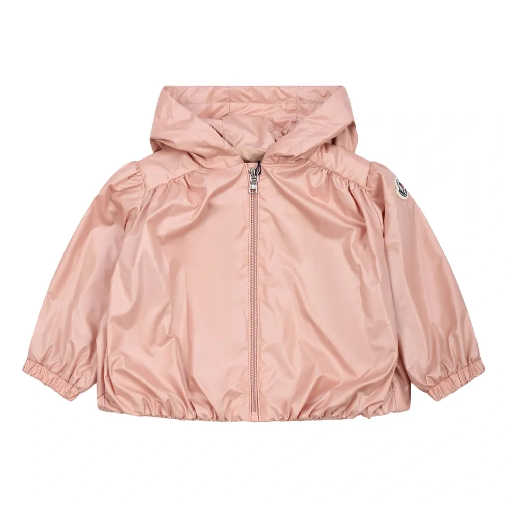 Куртка с нашивкой-логотипом