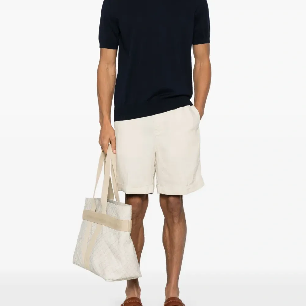 Футболка тонкой вязки