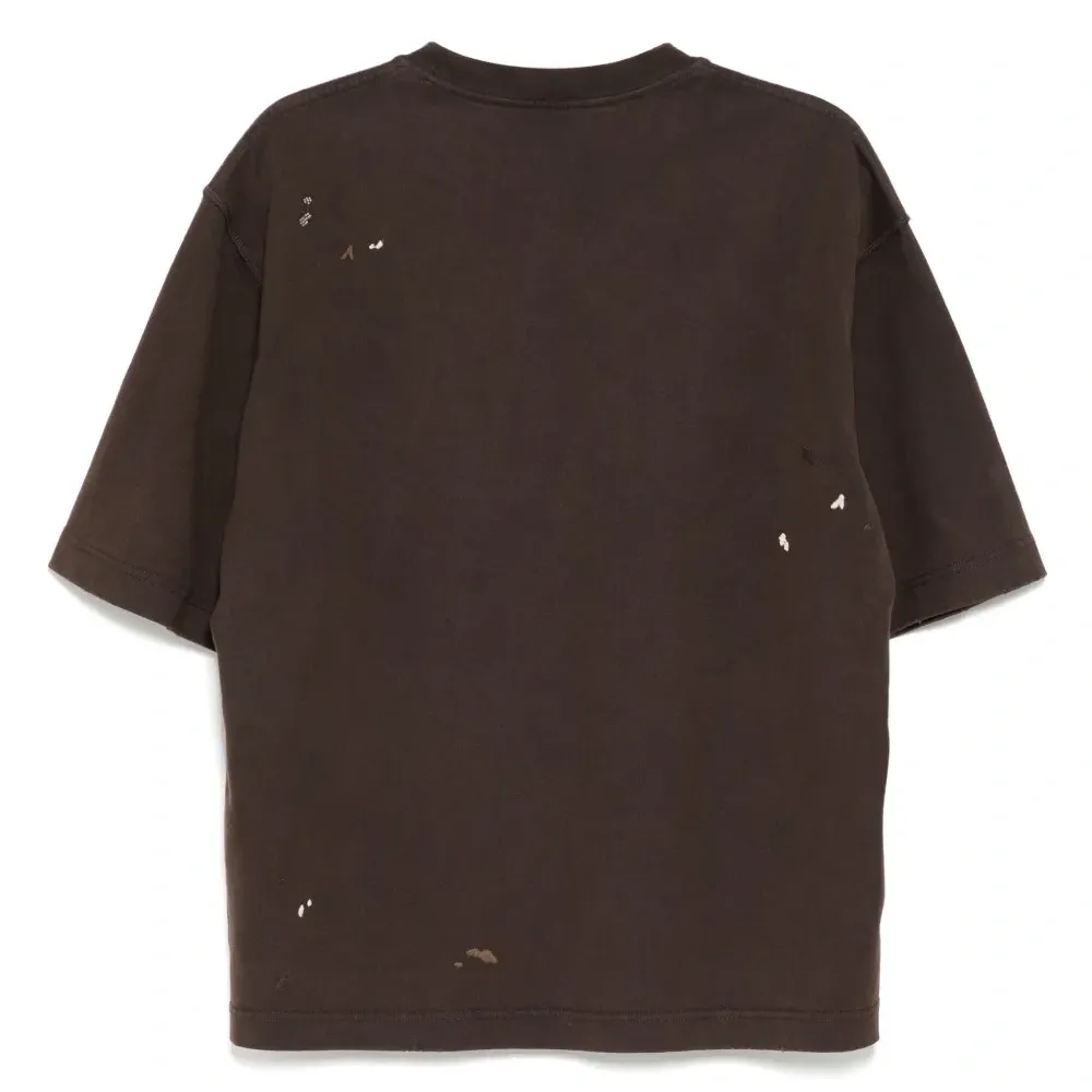 Футболка с вышивкой