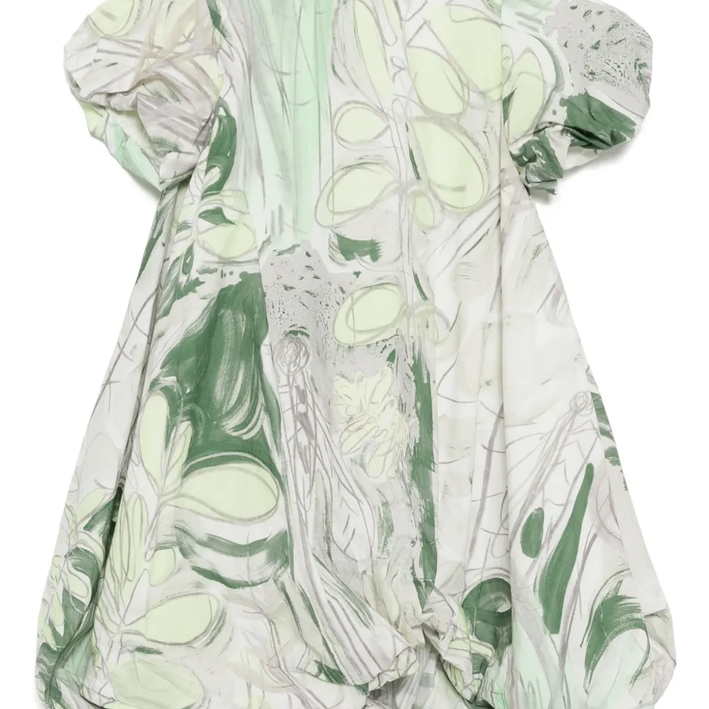 Платье с асимметричным подолом