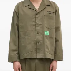 куртка с накладными карманами и вышитым логотипом куртка с накладными карманами и вышитым логотипом