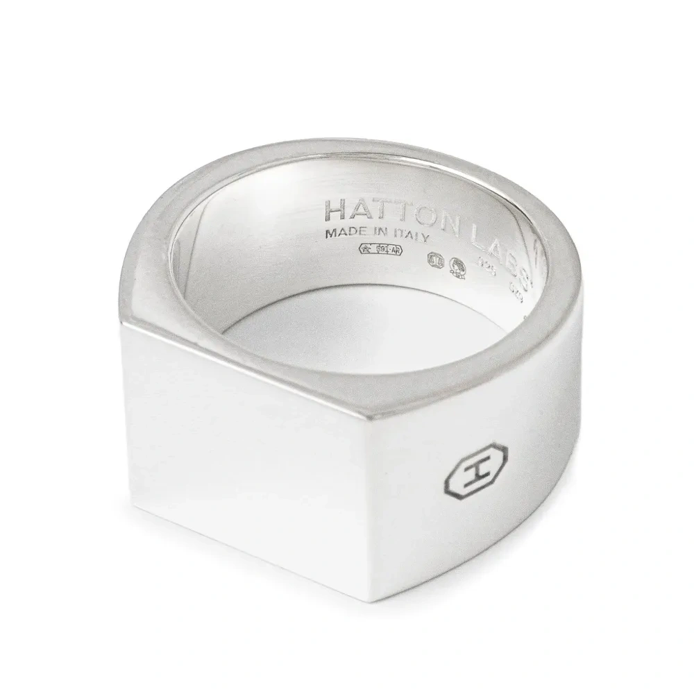 Серебряное кольцо