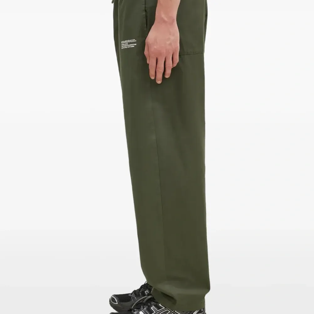 Брюки на завязках