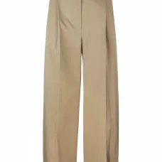 Широкие брюки со складками