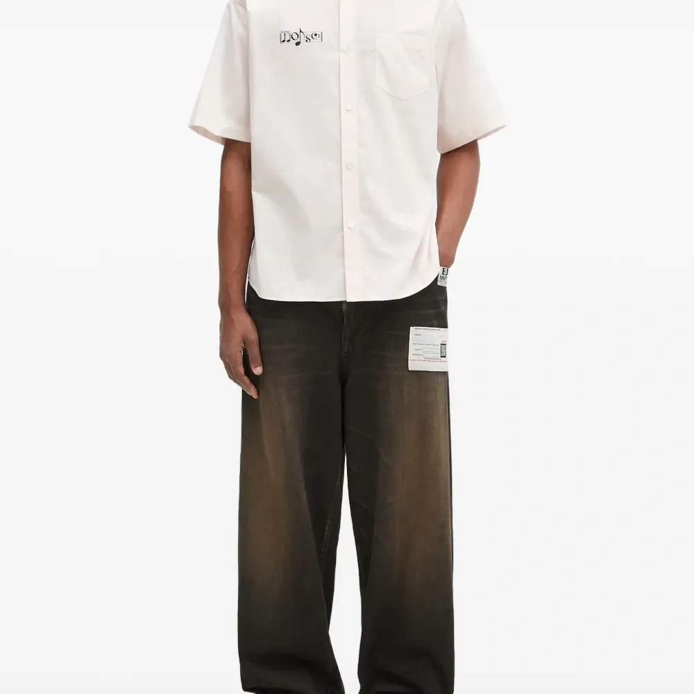 рубашка с графичным принтом