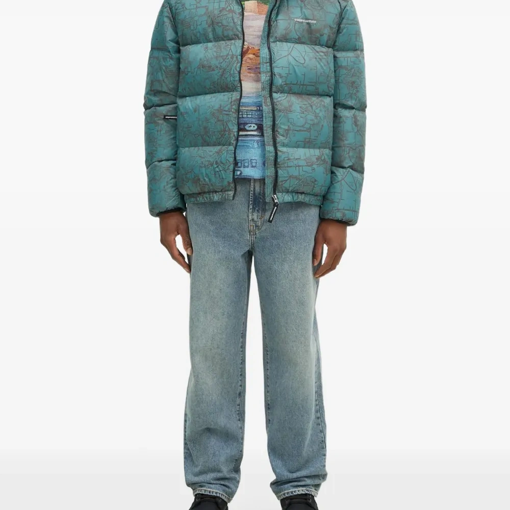 Джинсы с пятью карманами