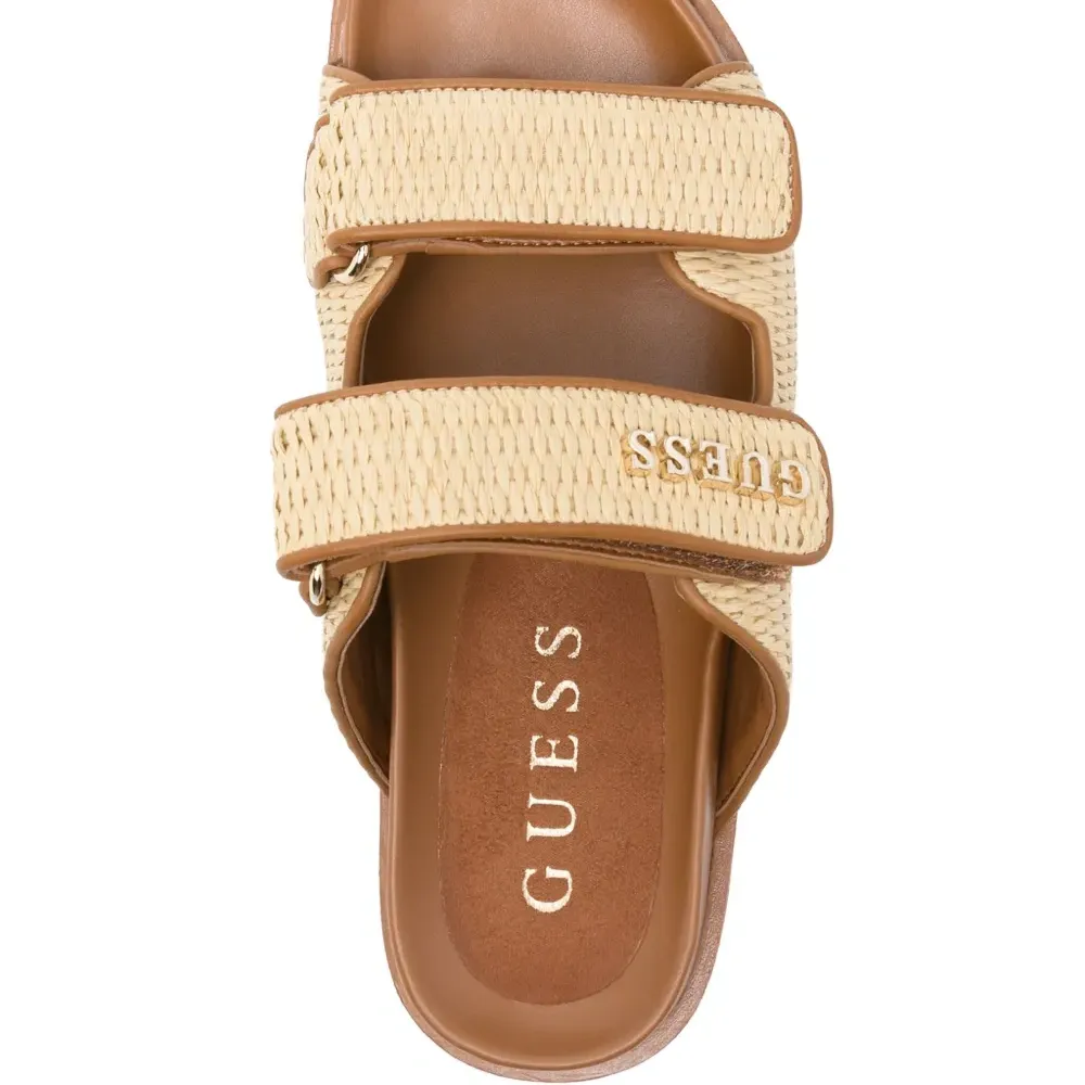 Сандалии из рафии