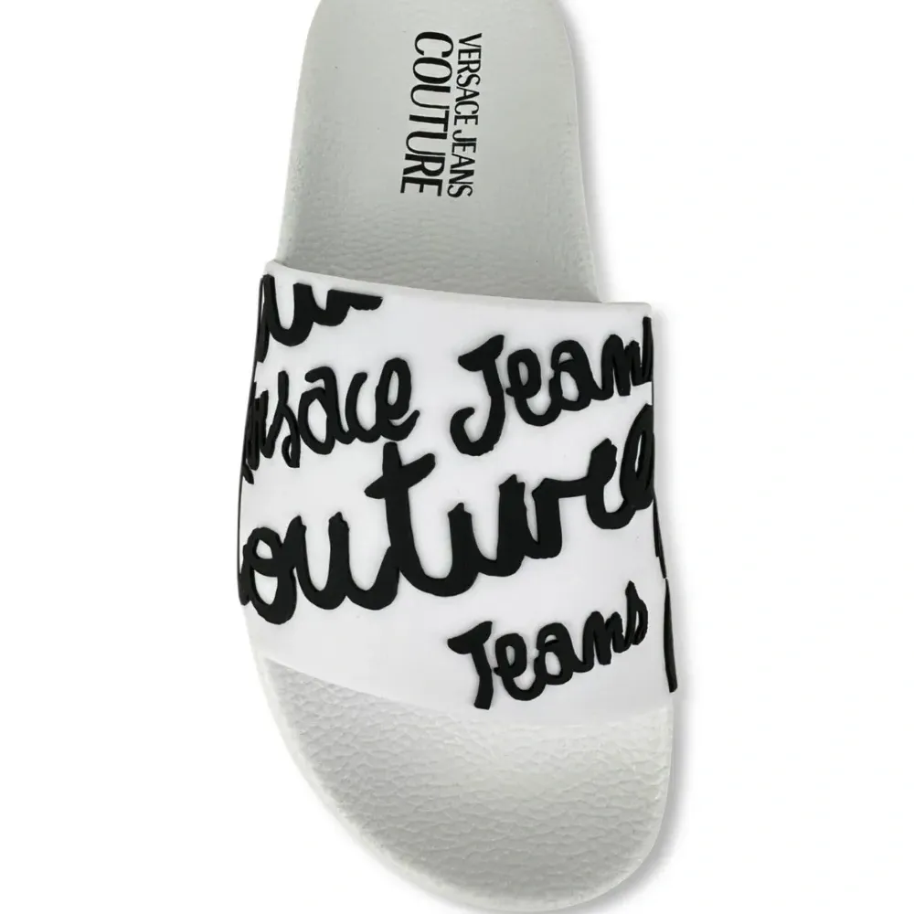 Шлепанцы с логотипом Шлепанцы с логотипом