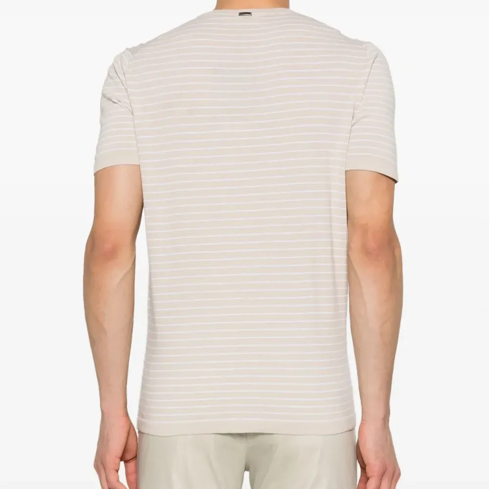 Футболка в полоску