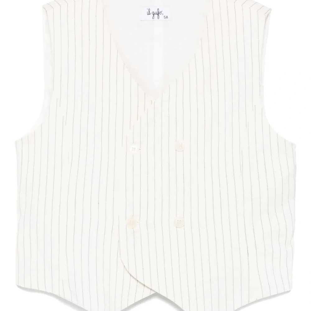 Жилет в тонкую полоску