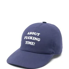 Кепка с надписью