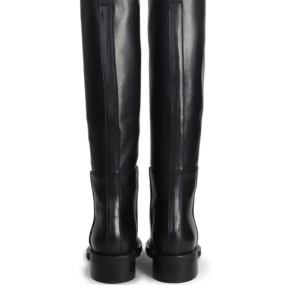 кожаные ботинки