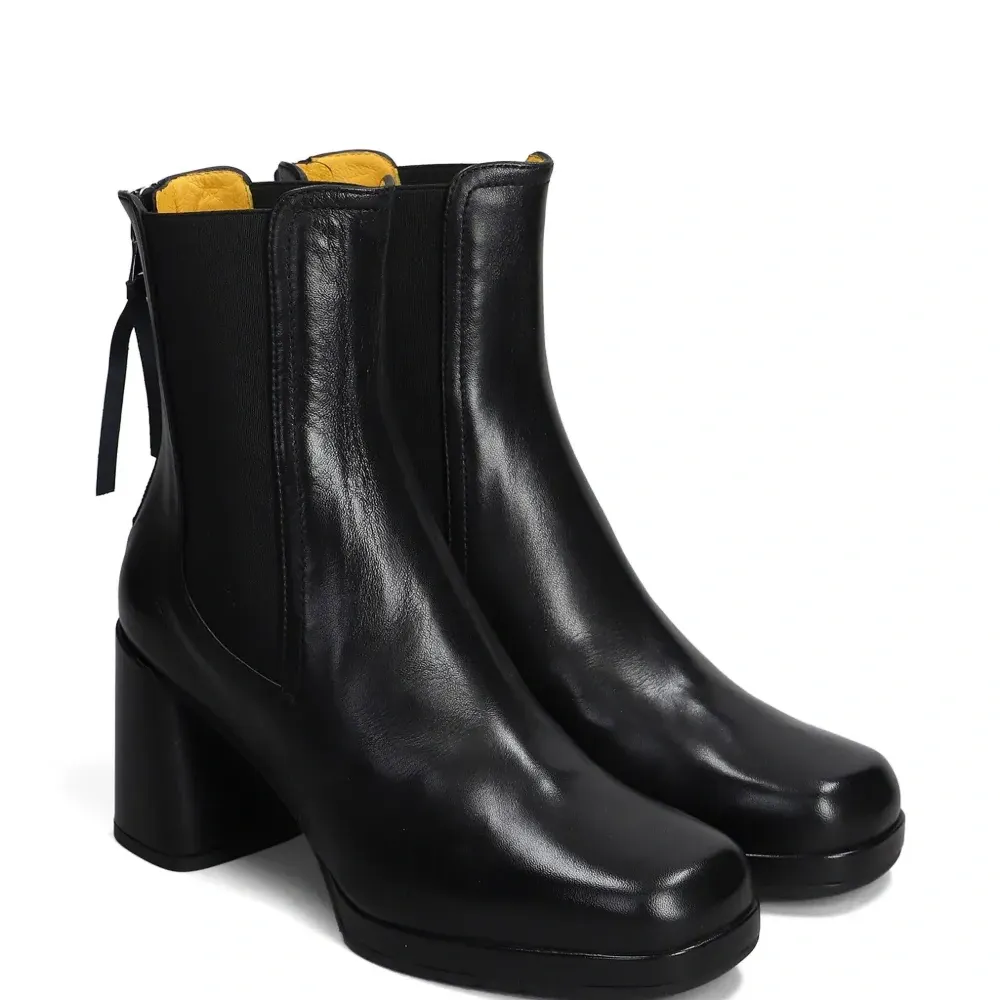 Ботильоны на каблуке