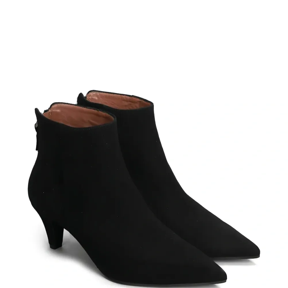 ботинки на каблуке