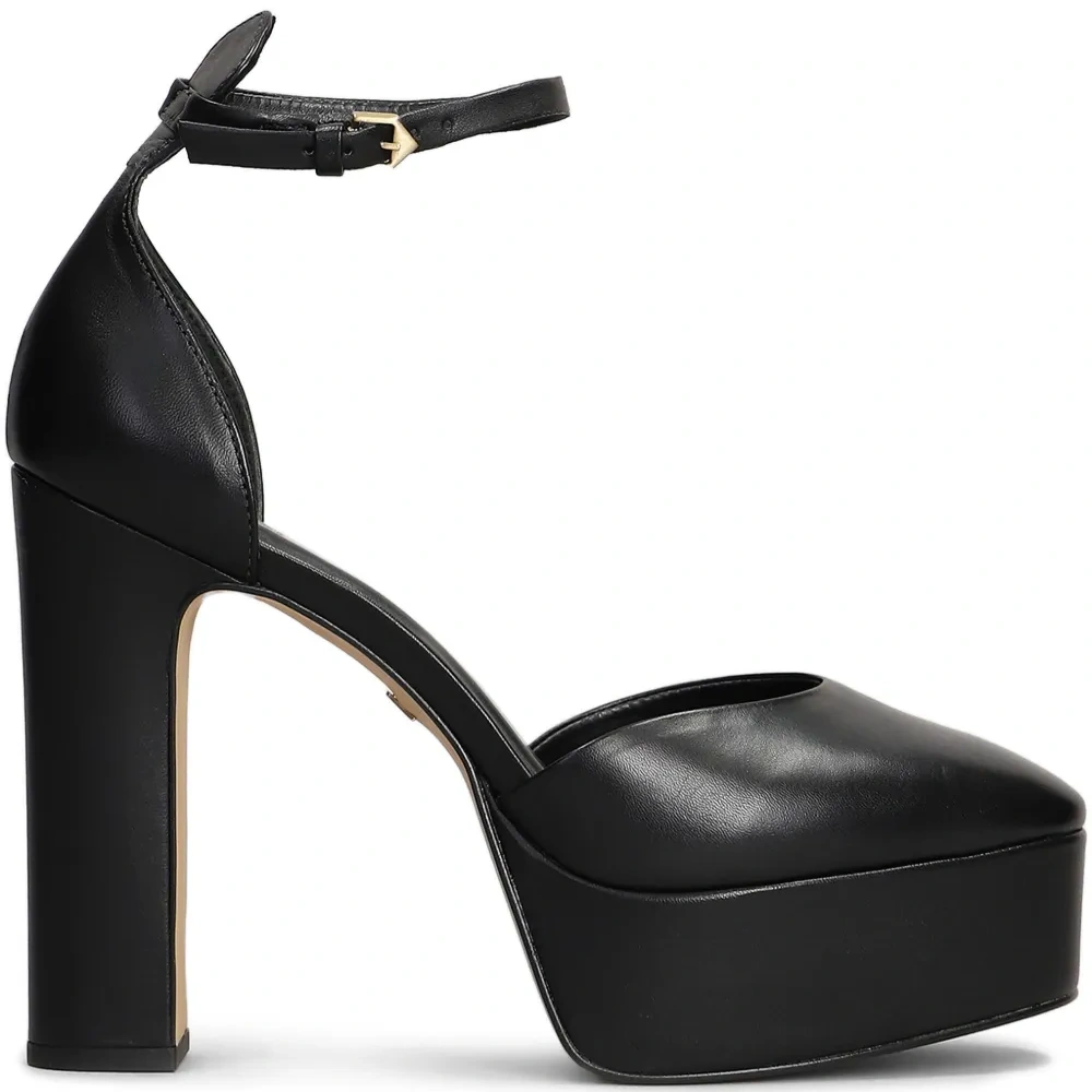 Туфли с ремешком на пятке