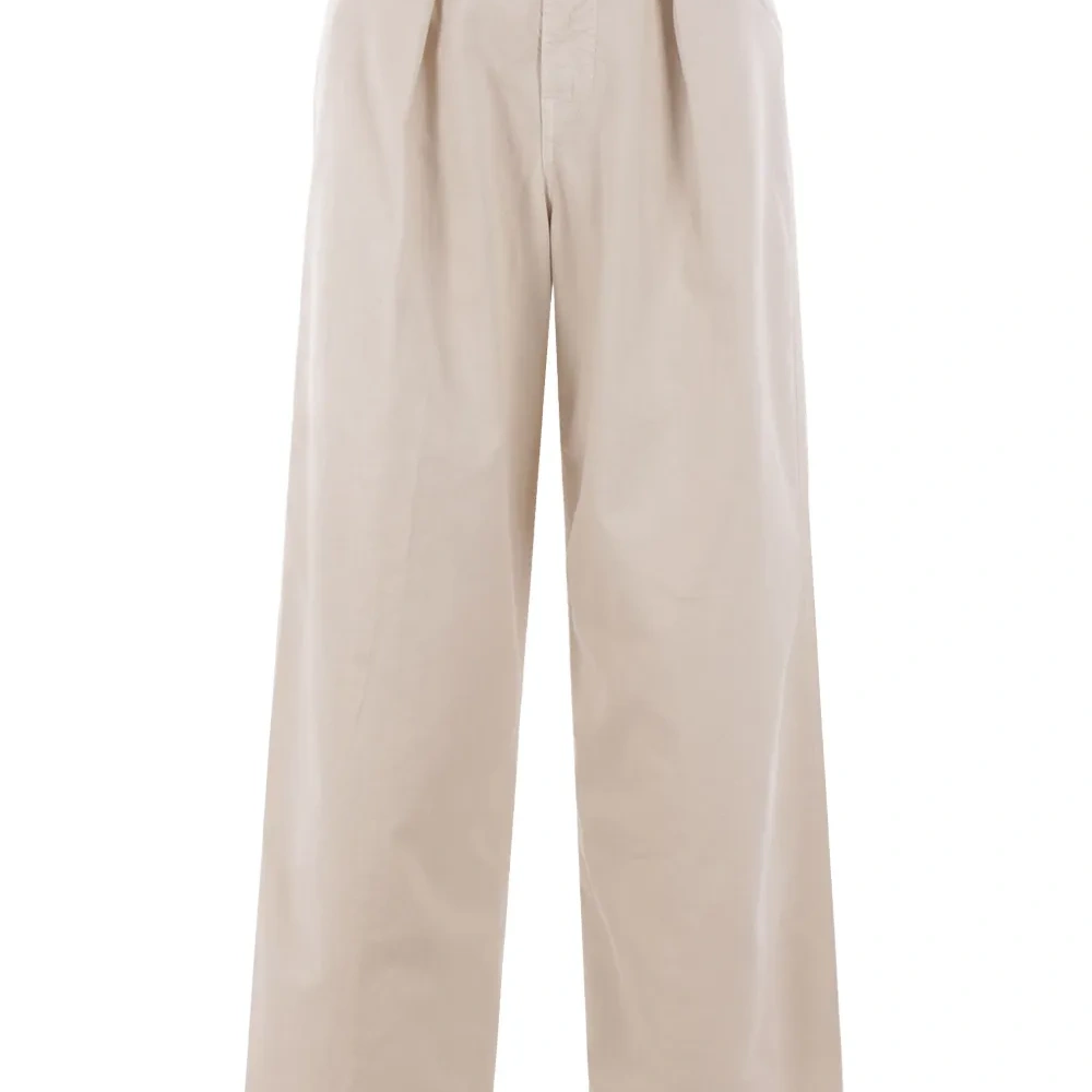 Широкие джинсы