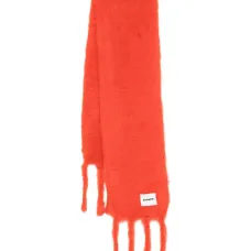 Шарф с нашивкой-логотипом