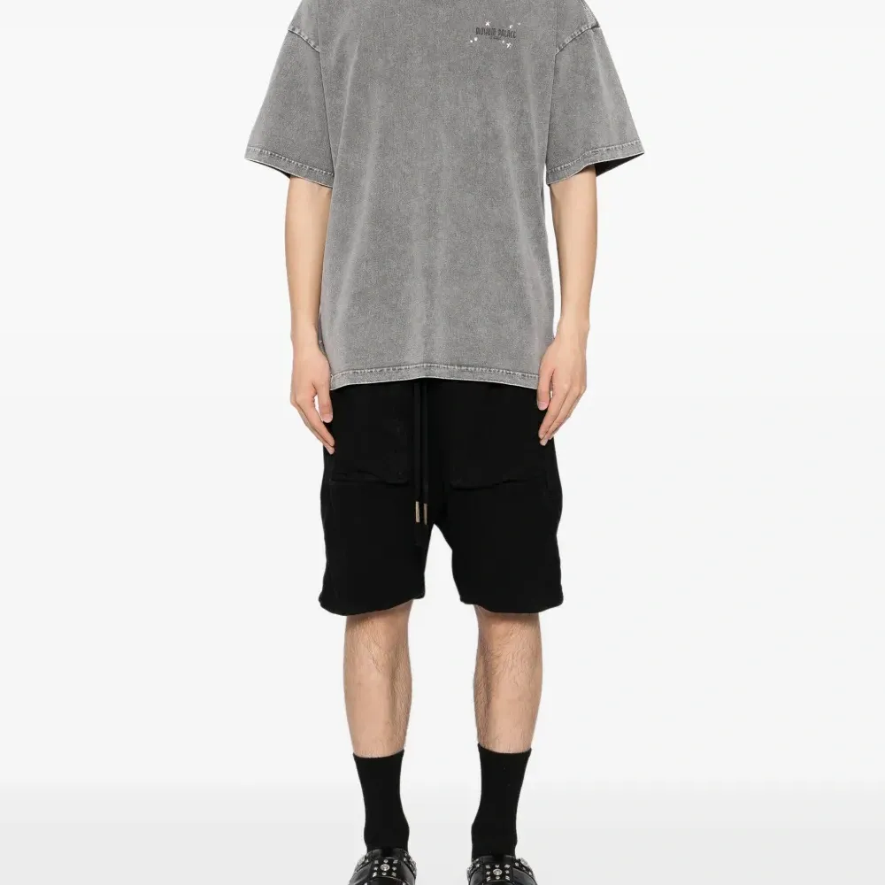 Футболка с логотипом