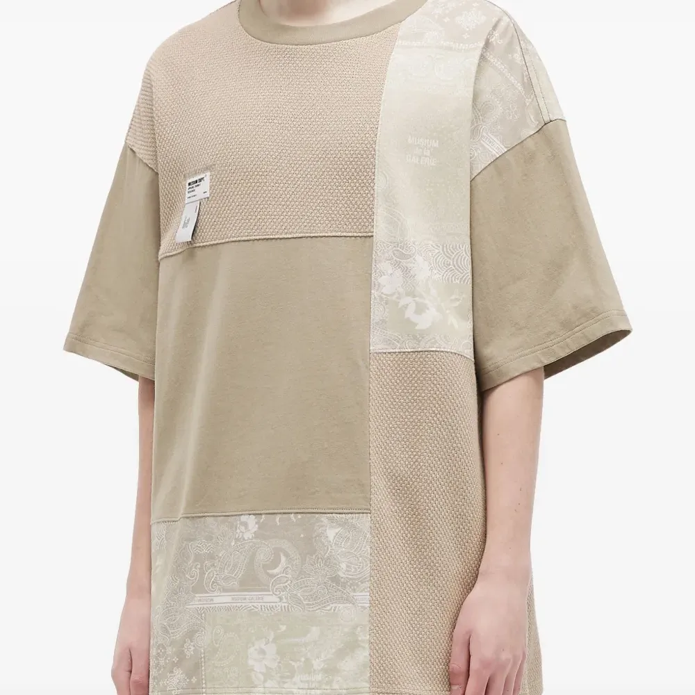 Футболка с короткими рукавами