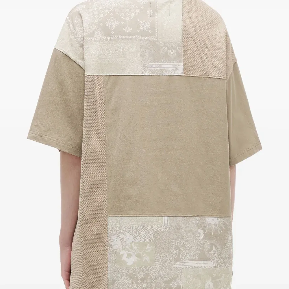 Футболка с короткими рукавами