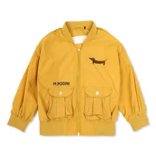 Куртка с вышитым логотипом