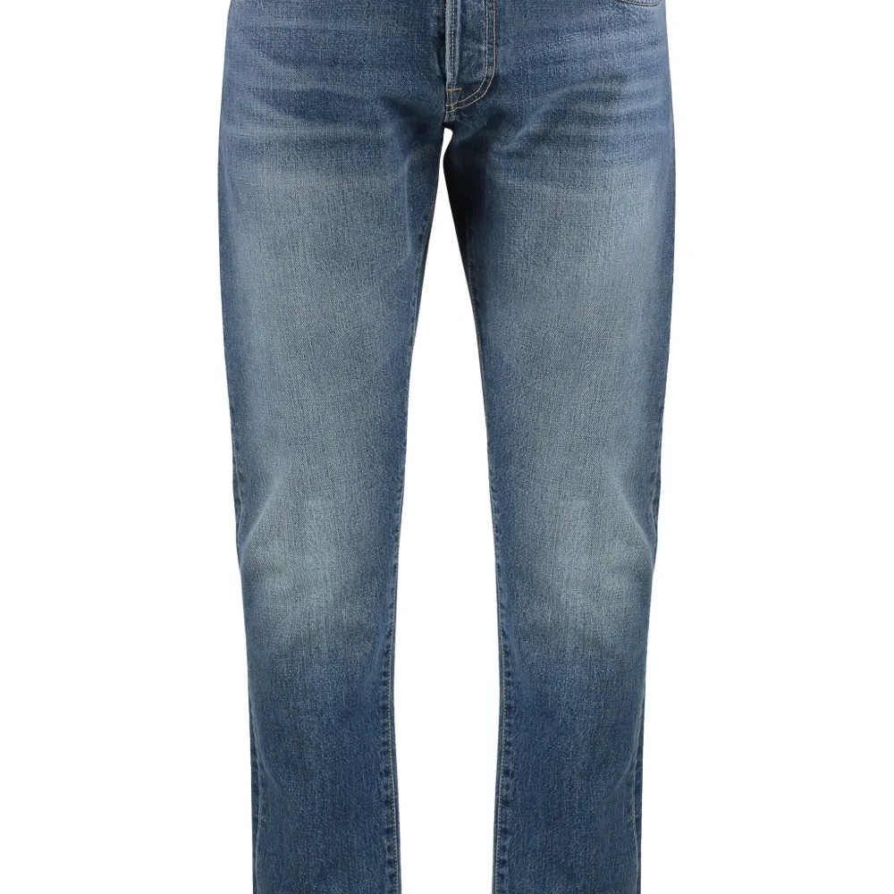 Джинсы с пятью карманами Джинсы с пятью карманами