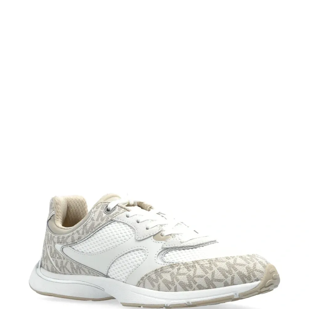 Кроссовки Riley