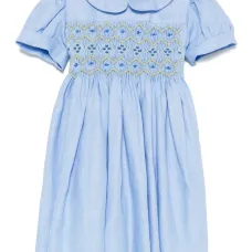 Платье с вышивкой