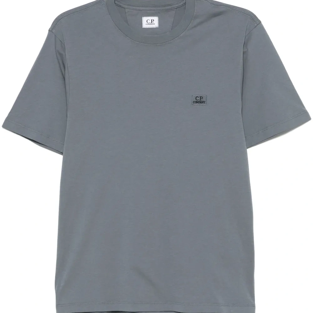 Футболка с круглым вырезом