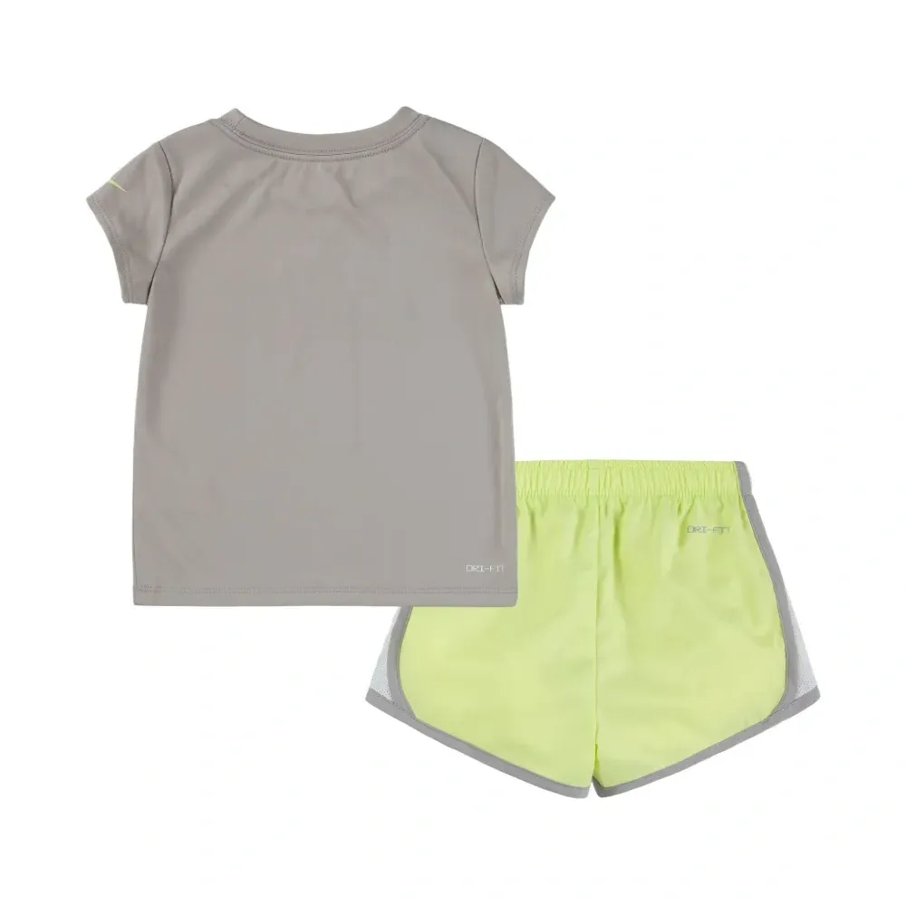Комплект из футболки и шортов с логотипом