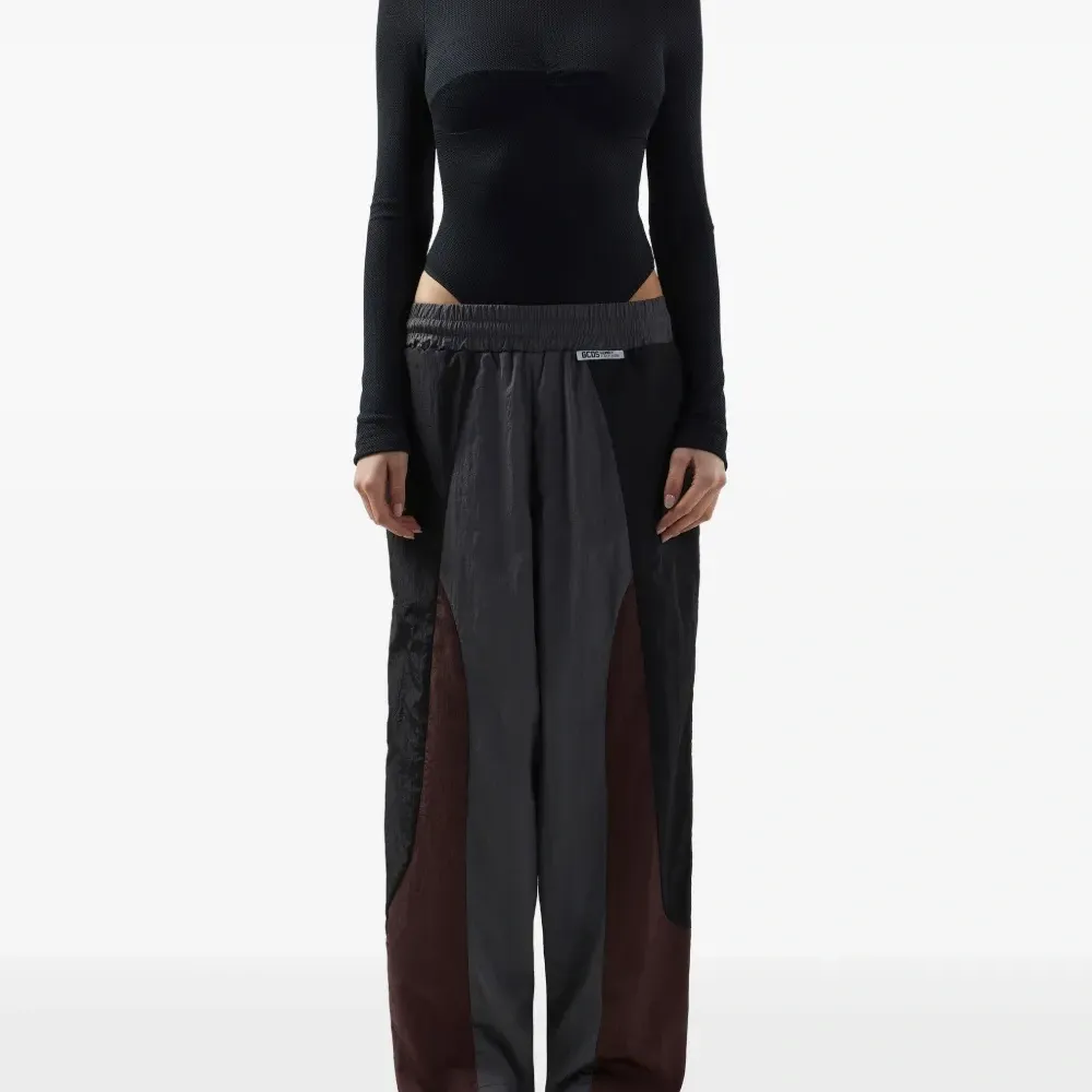 Брюки в стиле колор-блок