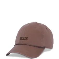 кепка из канваса