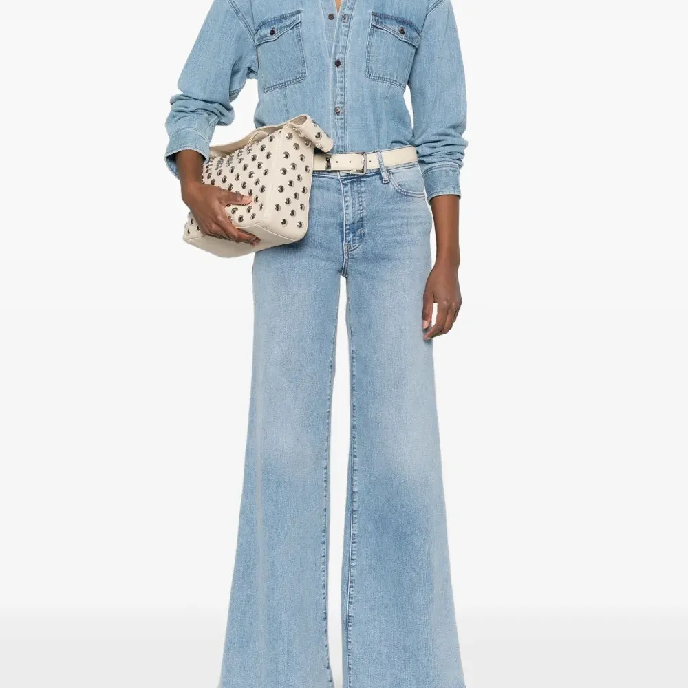 Джинсовая рубашка