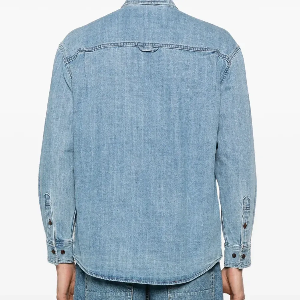 Джинсовая рубашка