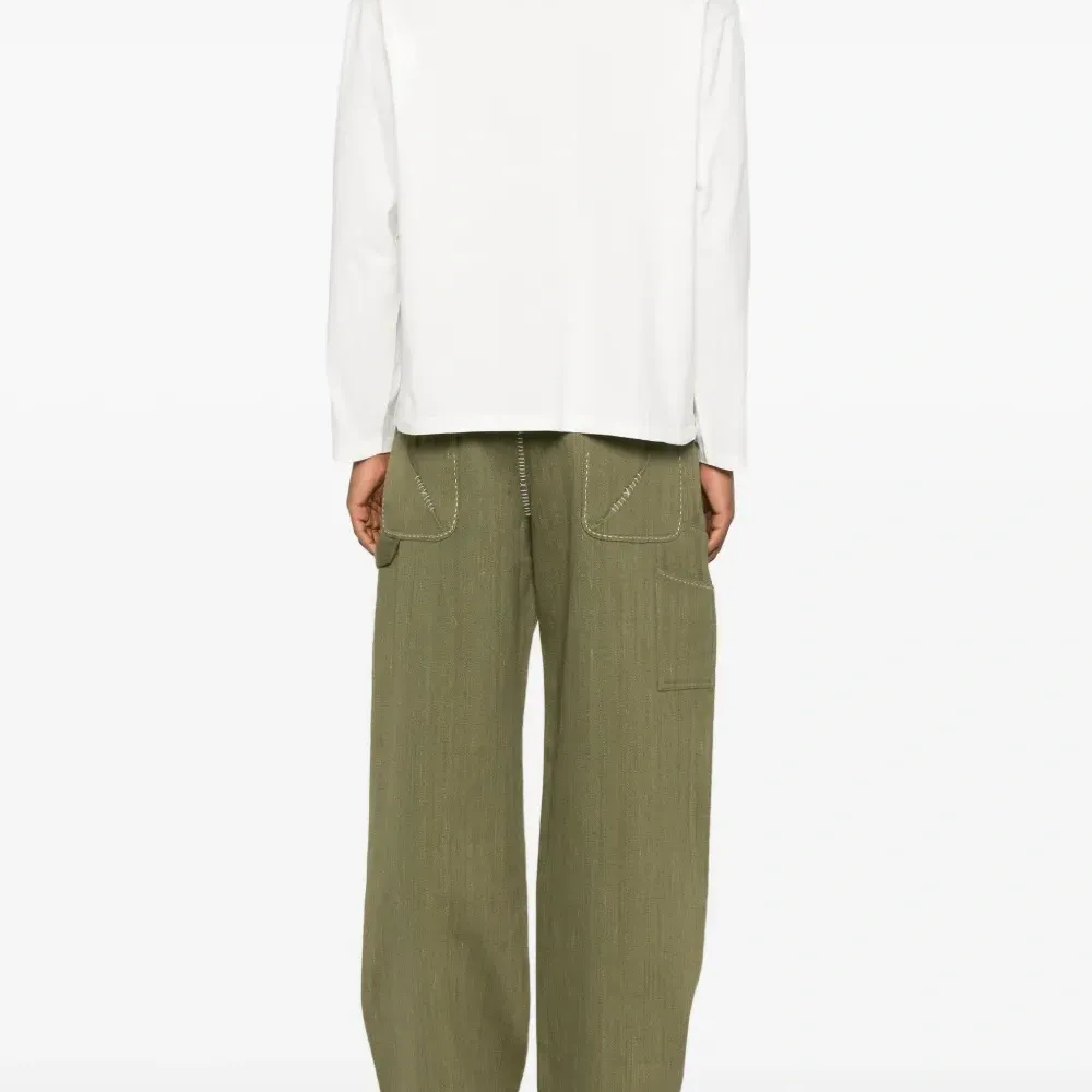 Футболка с длинными рукавами и графическим принтом